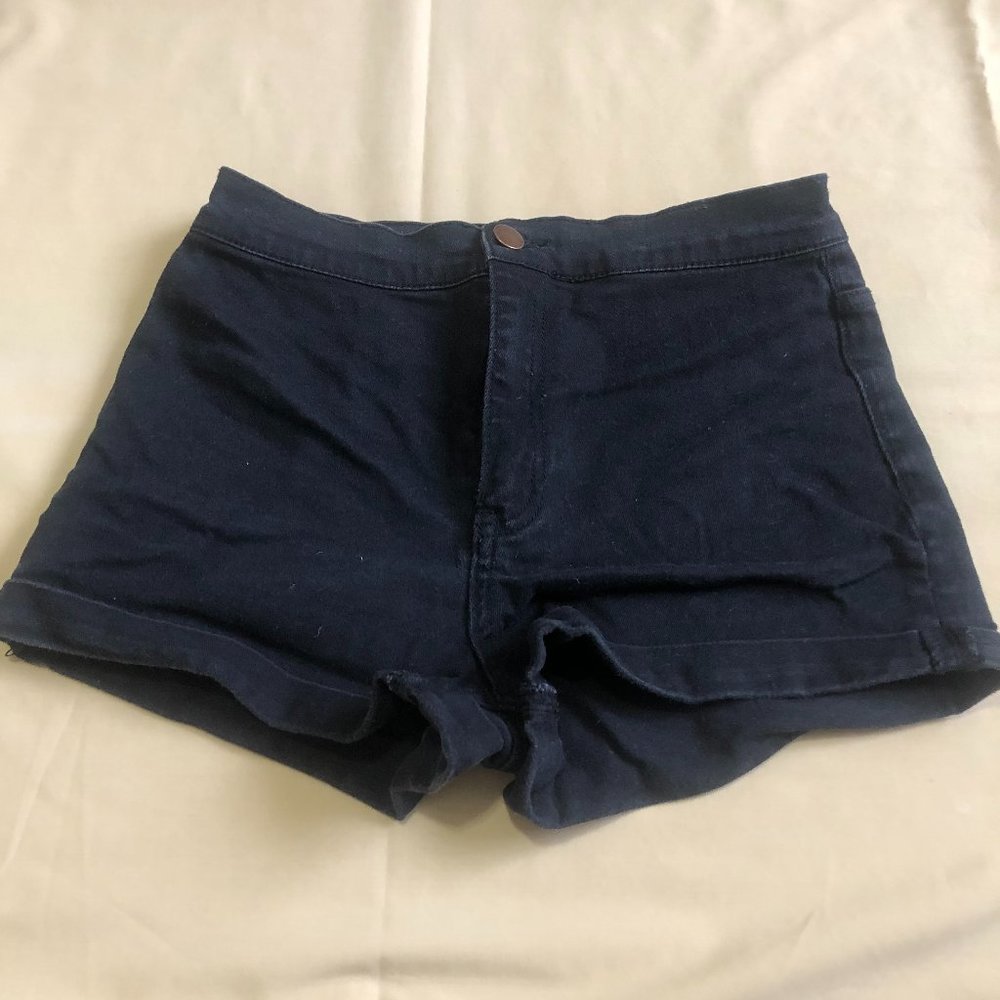 Forever Women shorts Sz 27, 060